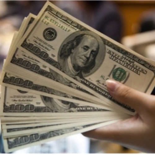 การใช้จ่ายในอเมริกา